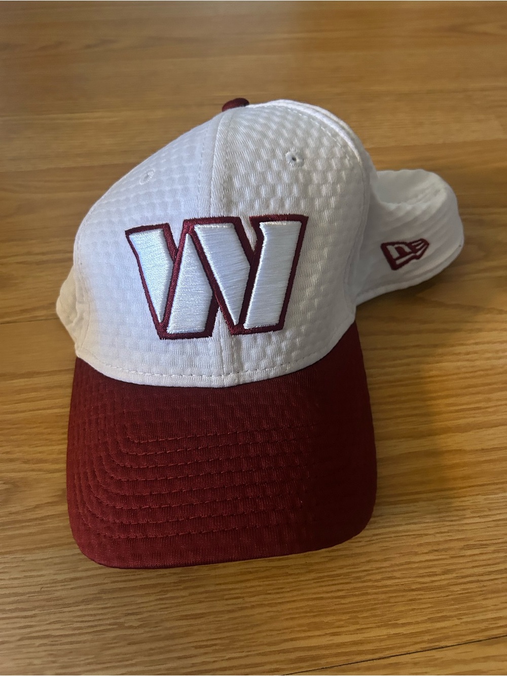 Washington Commanders 2024 NFL TRAINING CAMP STRETCHby New Era men’s l/xl